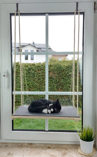 Katzen Fenster Platz Liege, Aussichtsplattform über der Fensterbank